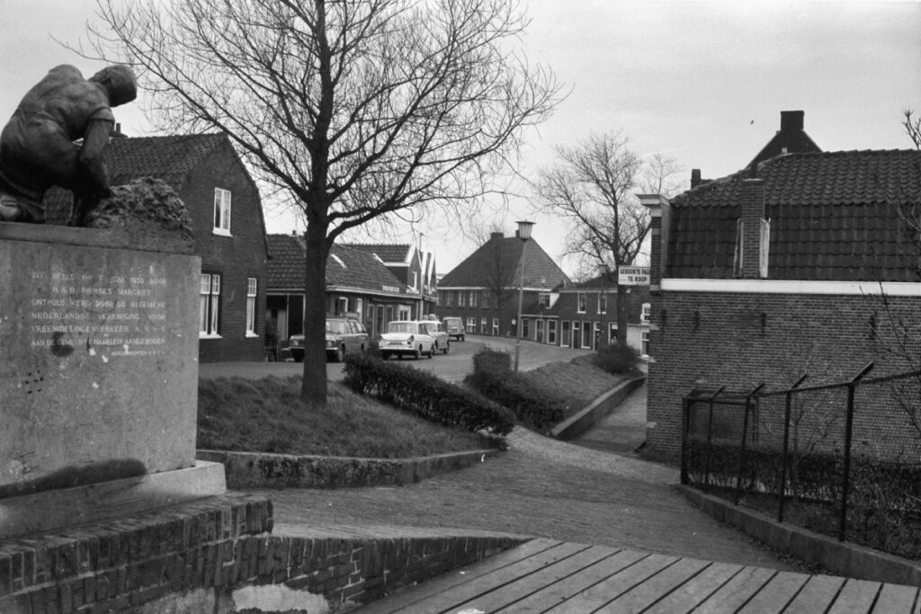 Spaarendam, Oma's hometown